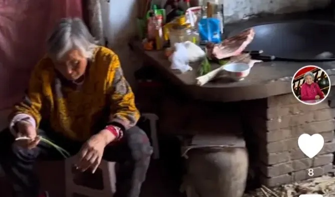 八旬网红徐姥姥，成全家赚钱工具